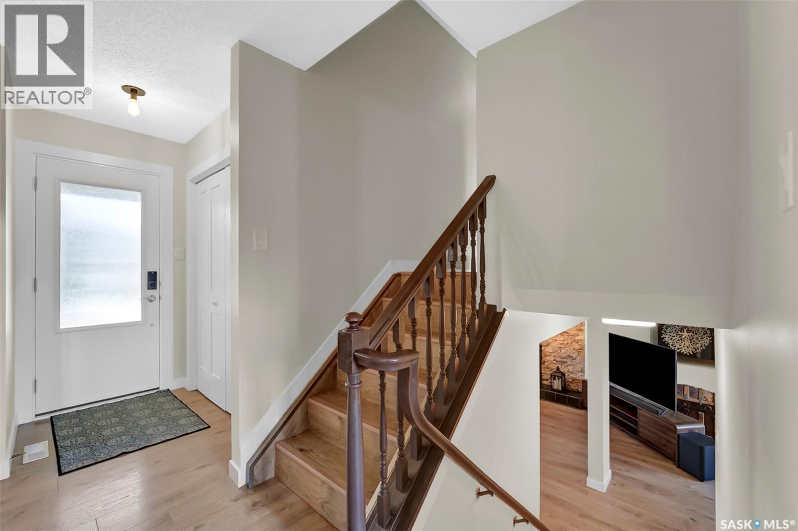 223 Penryn CRESCENT - 17