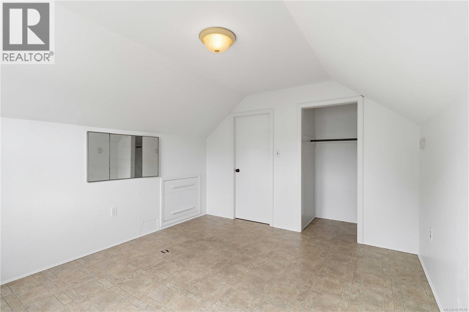 1541 McRae Ave - 16