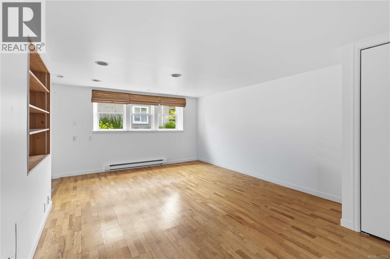 1541 McRae Ave - 26