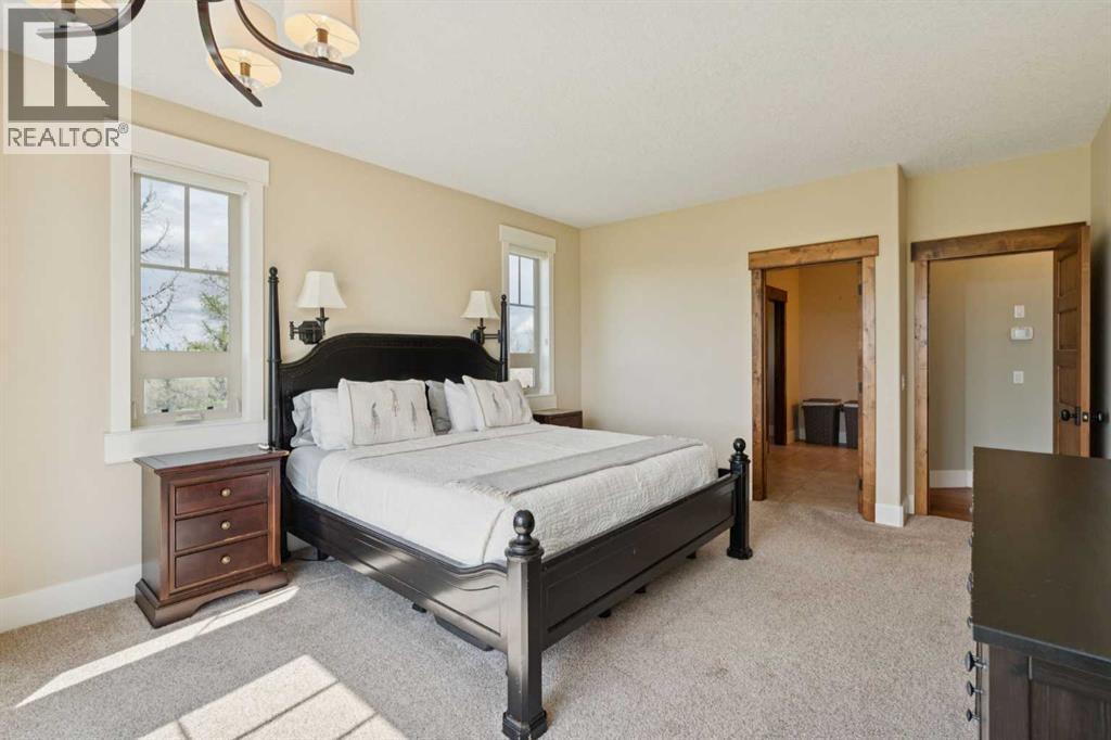394049 12 Street E - 17