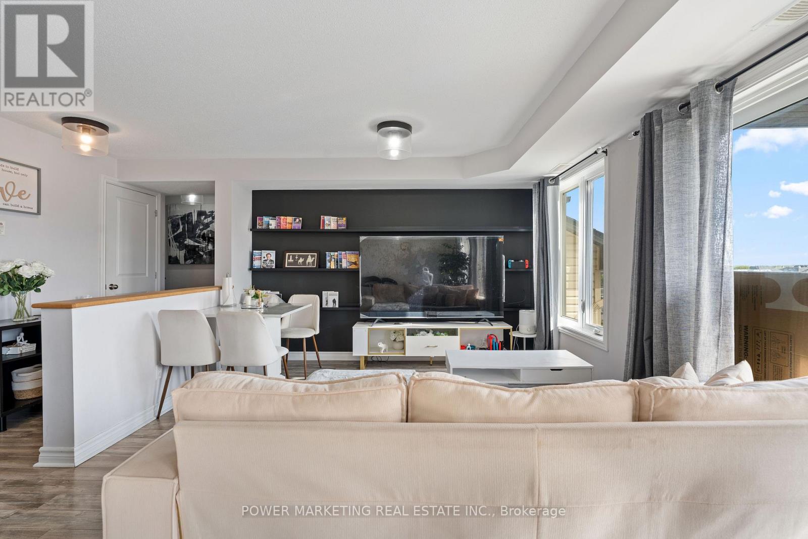 2 Bed, 2 Bath House for Sale in Ottawa – 8 – 2240 TENTH LINE ROAD, Ottawa – MLS# X13158840 - Image 12