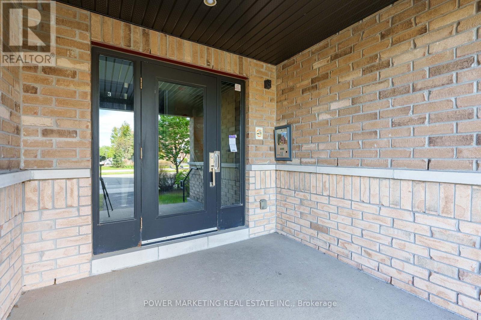 2 Bed, 2 Bath House for Sale in Ottawa – 8 – 2240 TENTH LINE ROAD, Ottawa – MLS# X13158840 - Image 22
