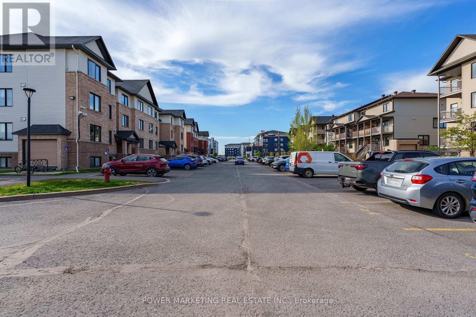 2 Bed, 2 Bath House for Sale in Ottawa – 8 – 2240 TENTH LINE ROAD, Ottawa – MLS# X13158840 - Image 23