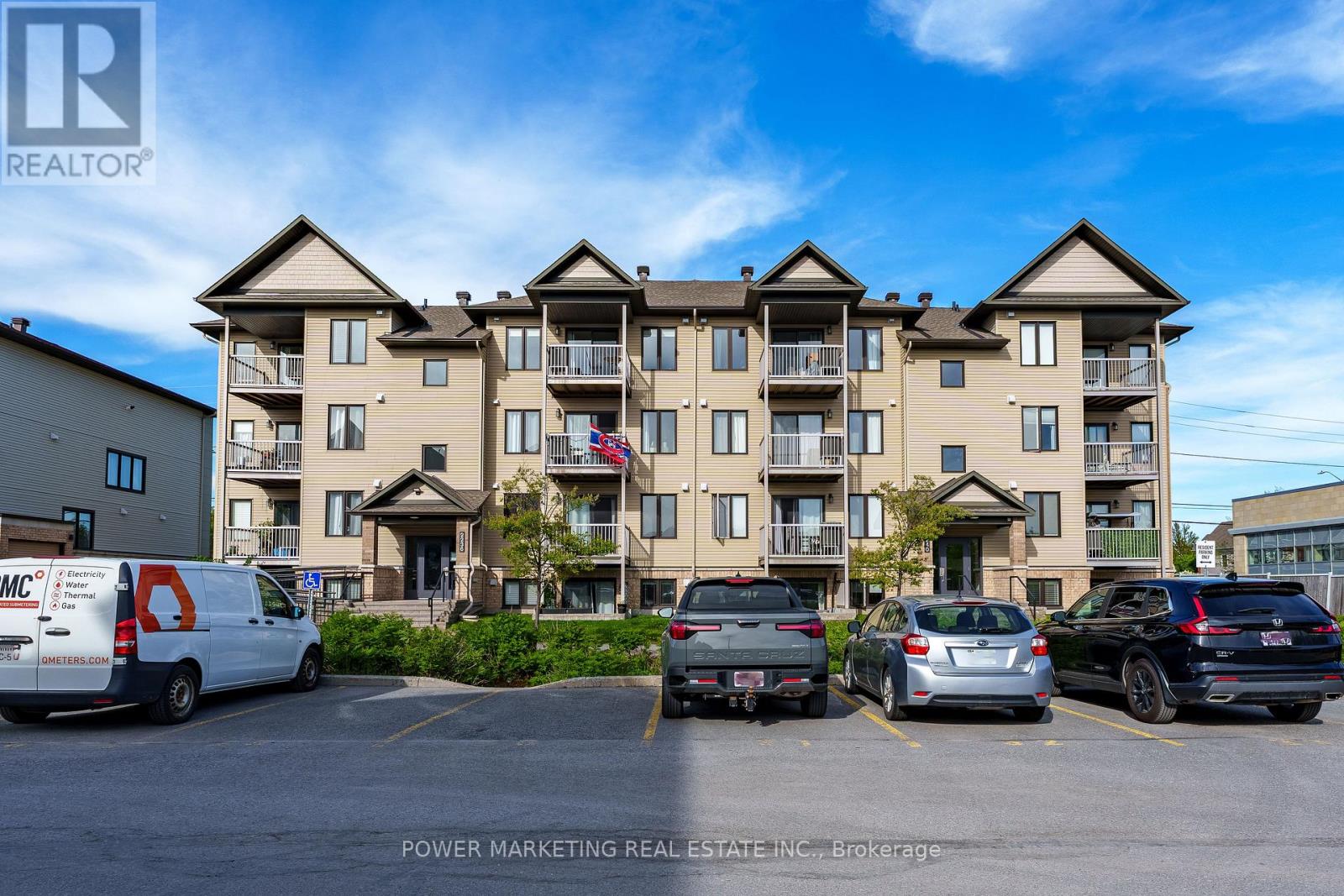 2 Bed, 2 Bath House for Sale in Ottawa – 8 – 2240 TENTH LINE ROAD, Ottawa – MLS# X13158840 - Image 24