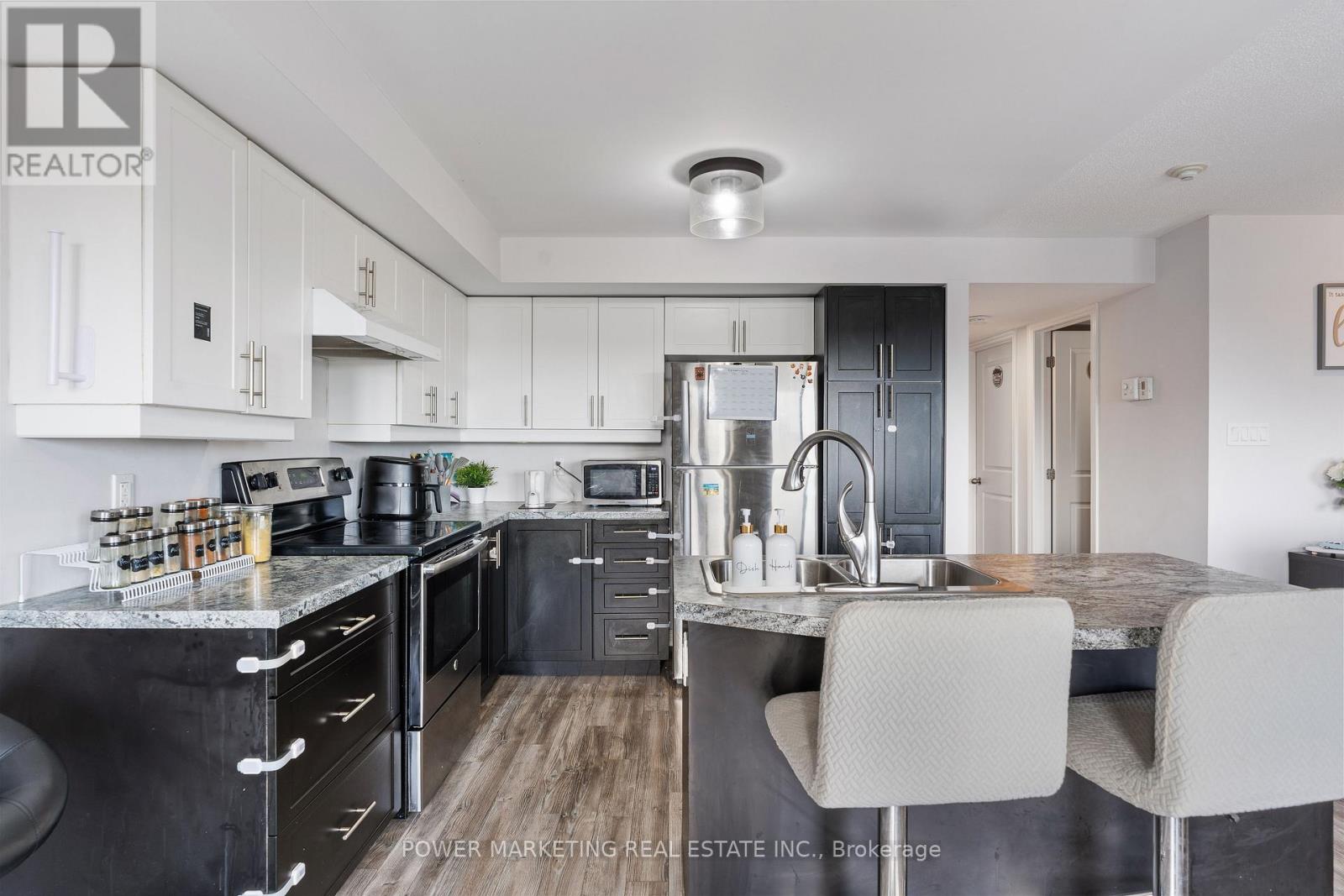 2 Bed, 2 Bath House for Sale in Ottawa – 8 – 2240 TENTH LINE ROAD, Ottawa – MLS# X13158840 - Image 9