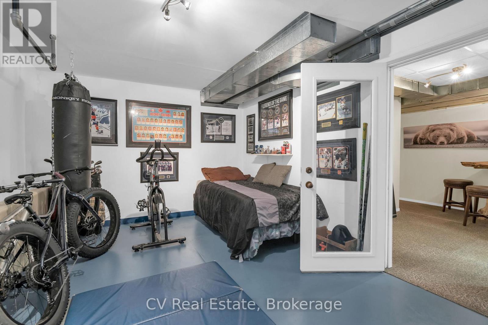 5 MCCUTCHEON COURT - 35