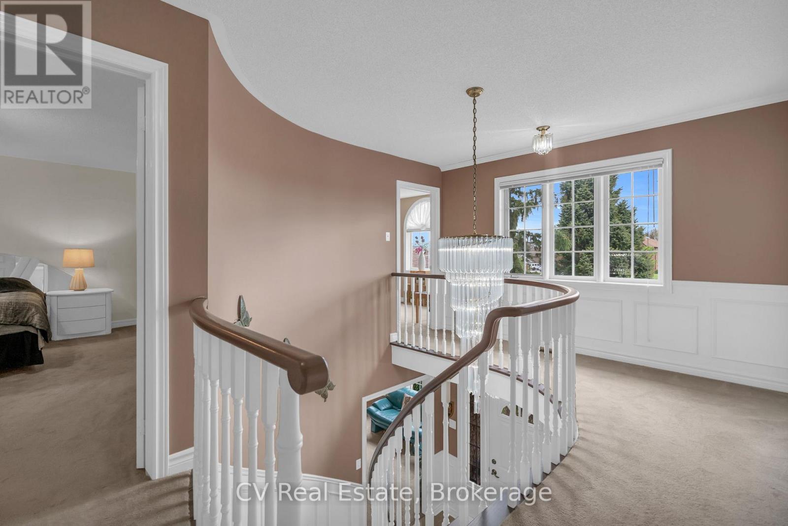 5 MCCUTCHEON COURT - 24