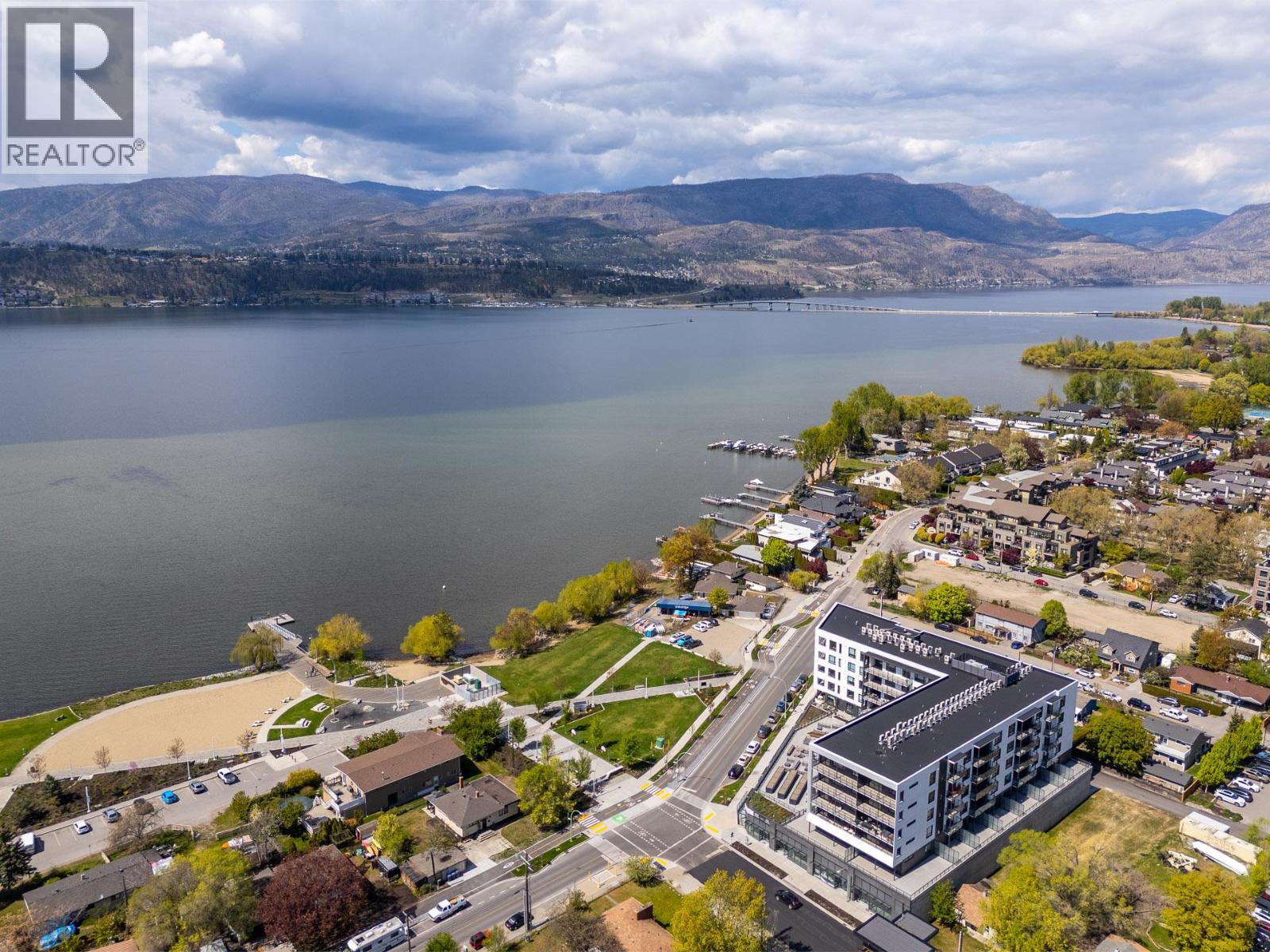 CRU2 3051 Abbott Street, Kelowna