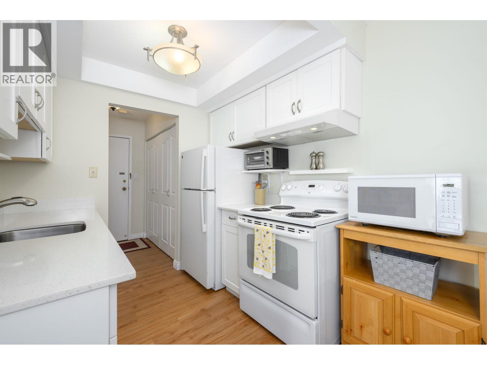 105 123 E 19TH STREET, North Vancouver