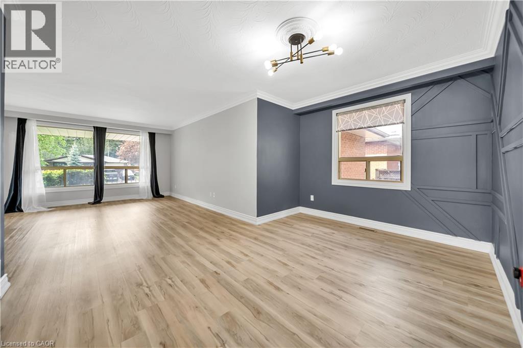 70 FLANDERS Road - 18