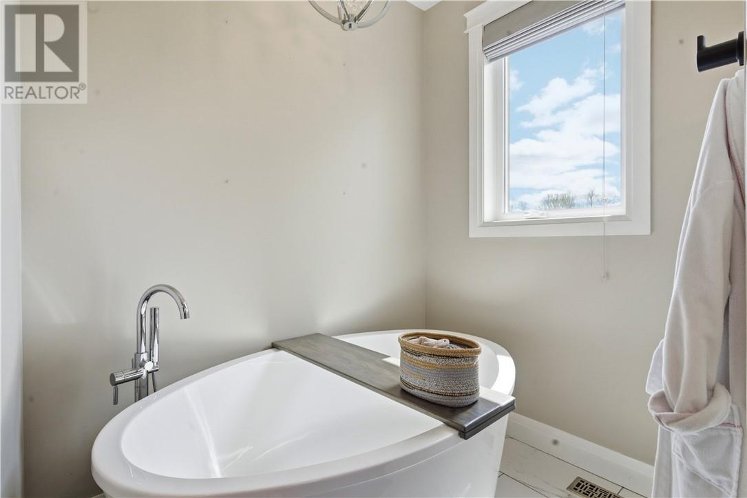 528 St Agnes Street, Azilda, Ontario, P0M1B0 — Photo 23