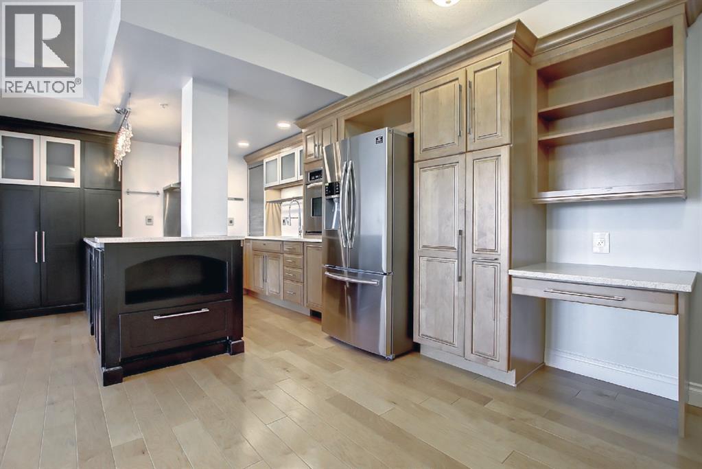 #1705 683 10 Street SW - 5