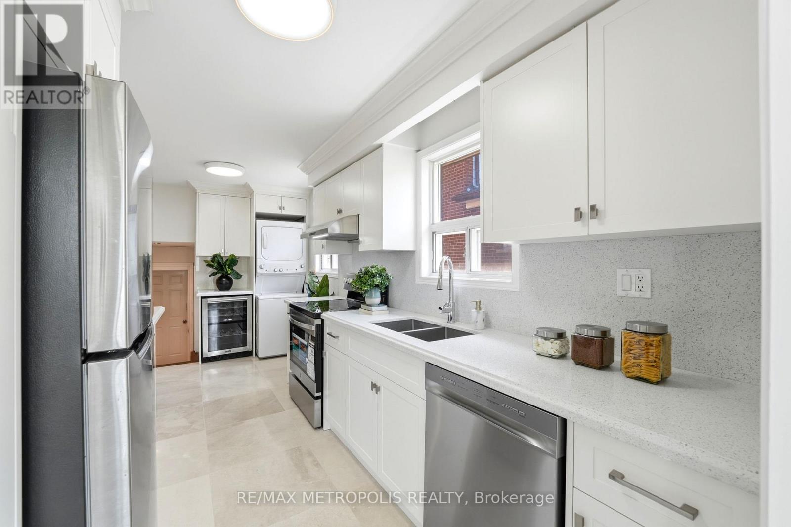 23 LOCHLEVEN DRIVE - 10