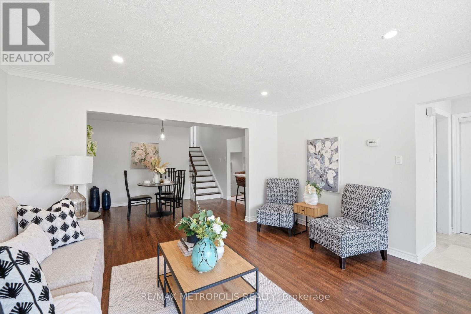 23 LOCHLEVEN DRIVE - 7