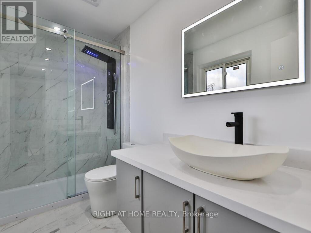 9 ALLISTER AVENUE - 32