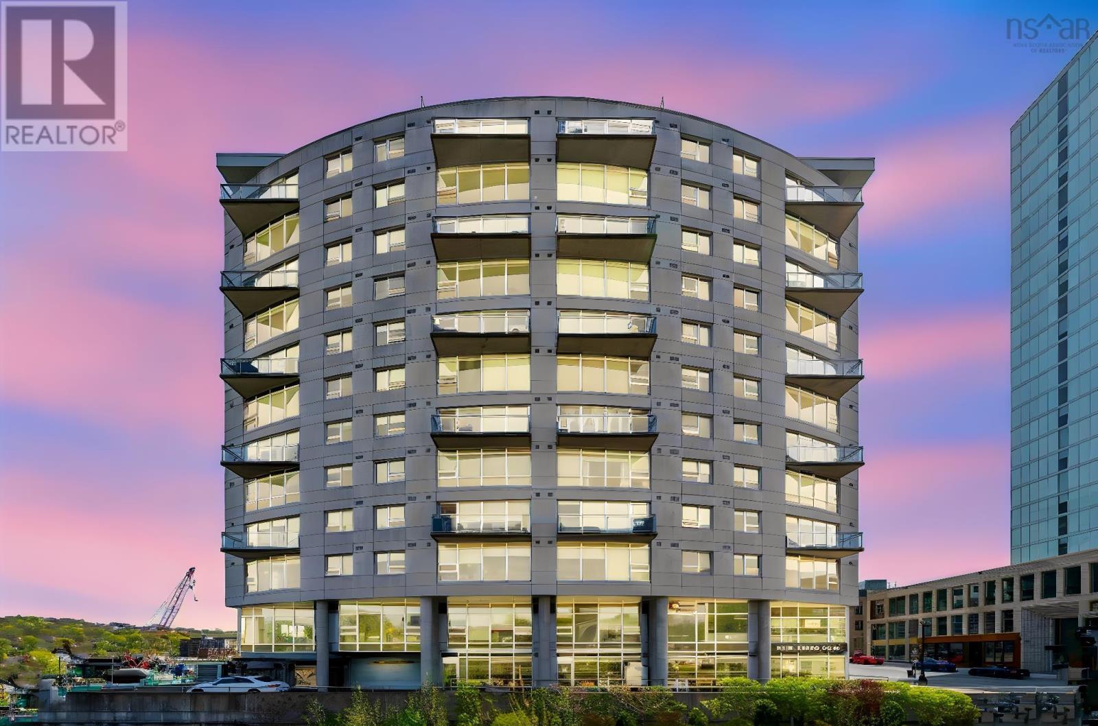 Property 25 of 49 of 402 15 Kings Wharf Place
