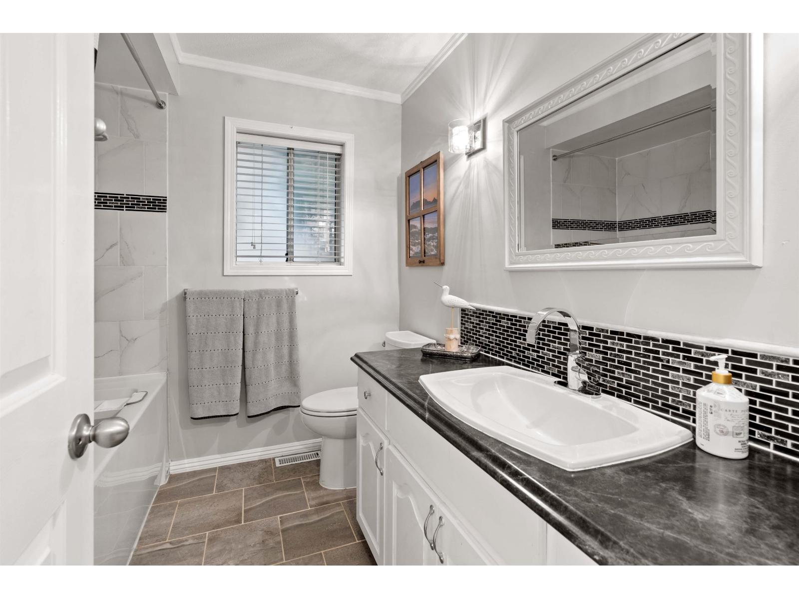5102 219A STREET, Langley