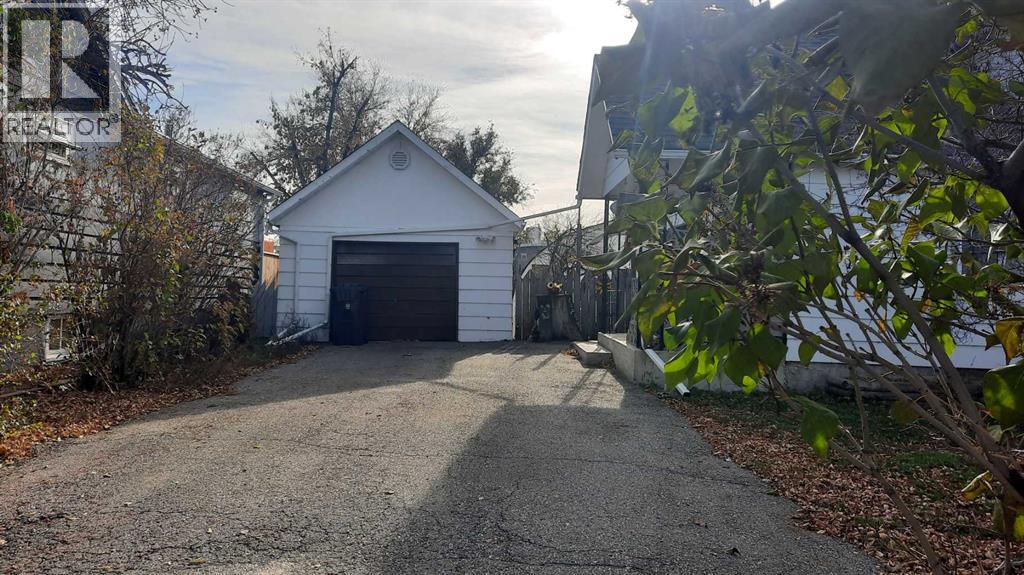 1111 2 Avenue W - 29