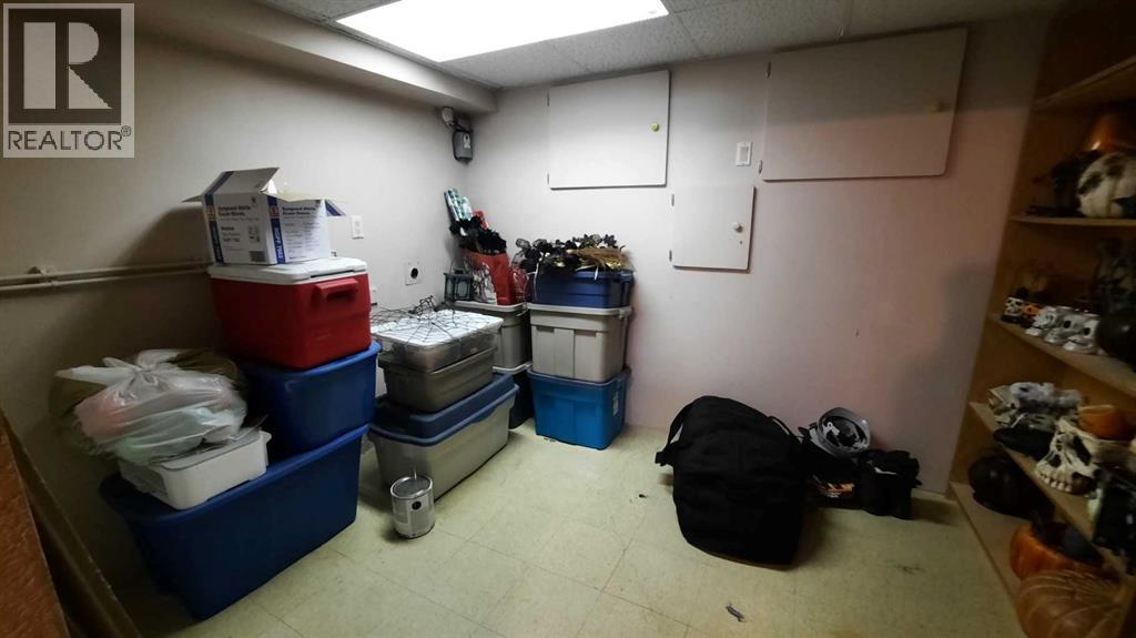 1111 2 Avenue W - 23