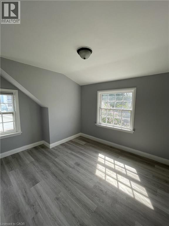 46 PLAINS Road E Unit# Upper, Burlington, Ontario, L7T2B9 — Photo 16
