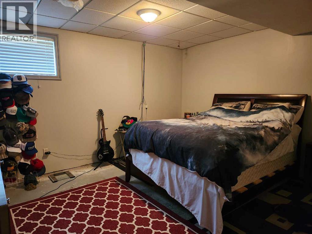242 McNab Close - 22