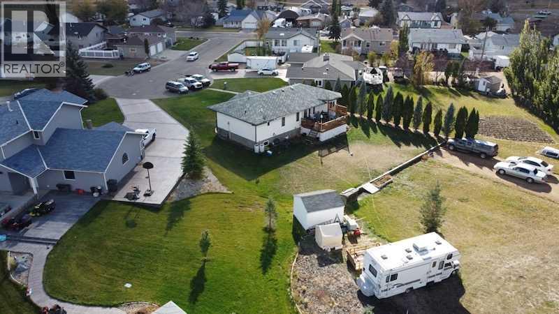 242 McNab Close - 3