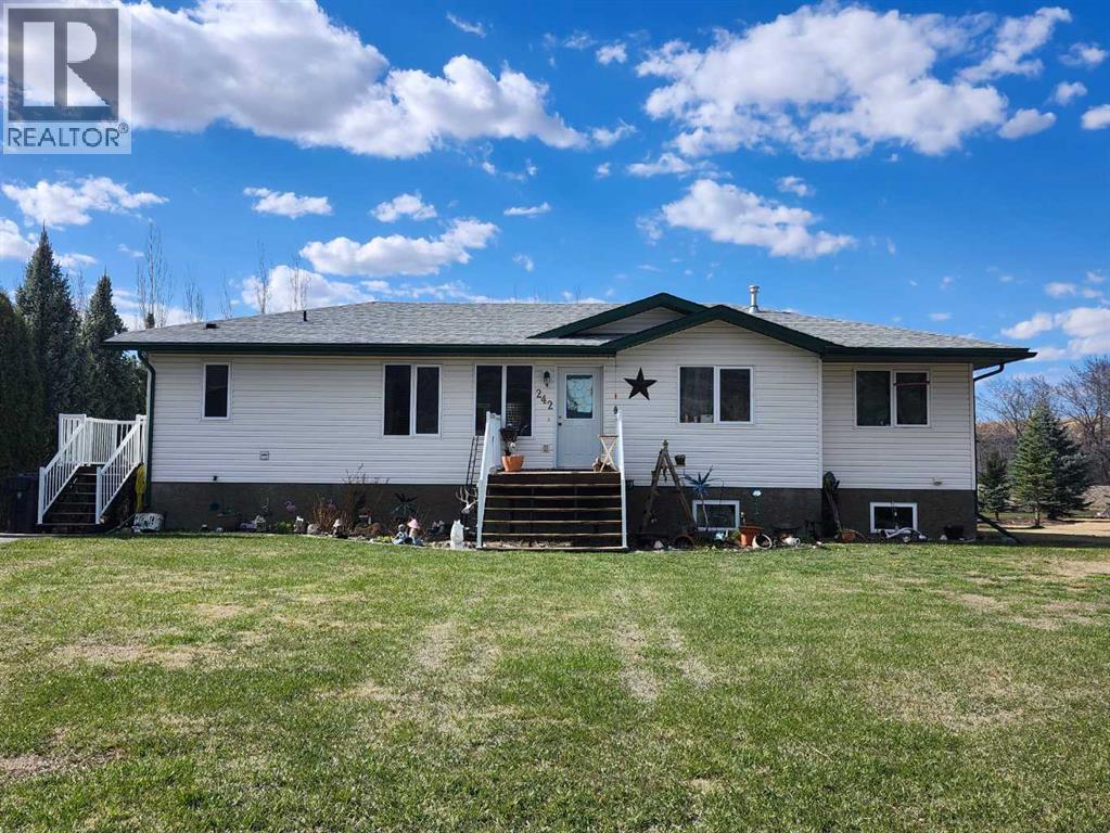 242 McNab Close - 1