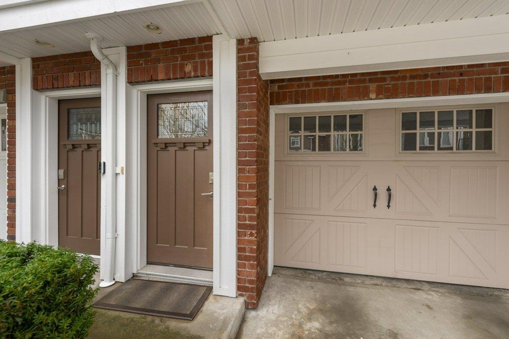 38 20738 84 AVENUE, Langley