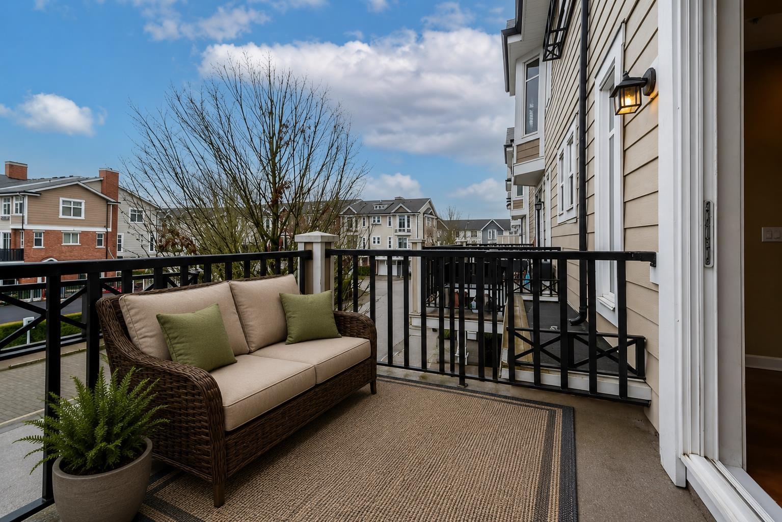 38 20738 84 AVENUE, Langley