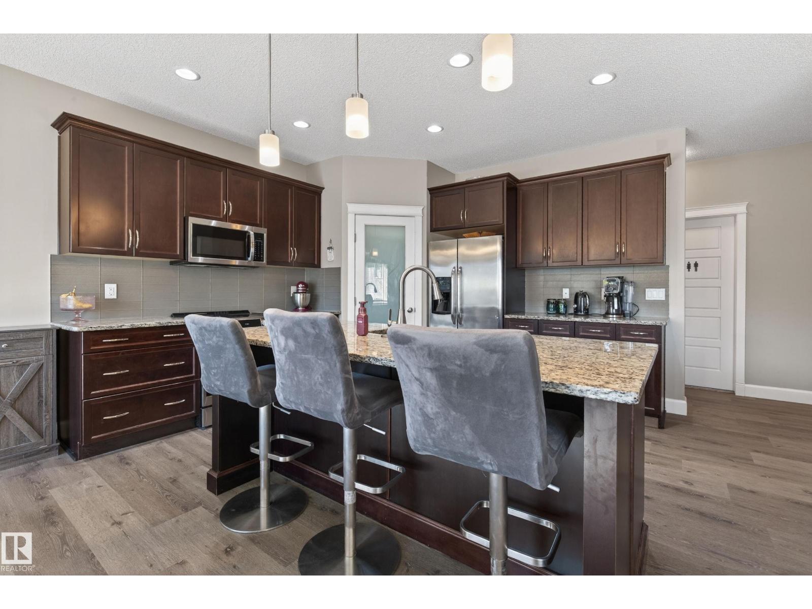 3356 HILTON CR NW - 11