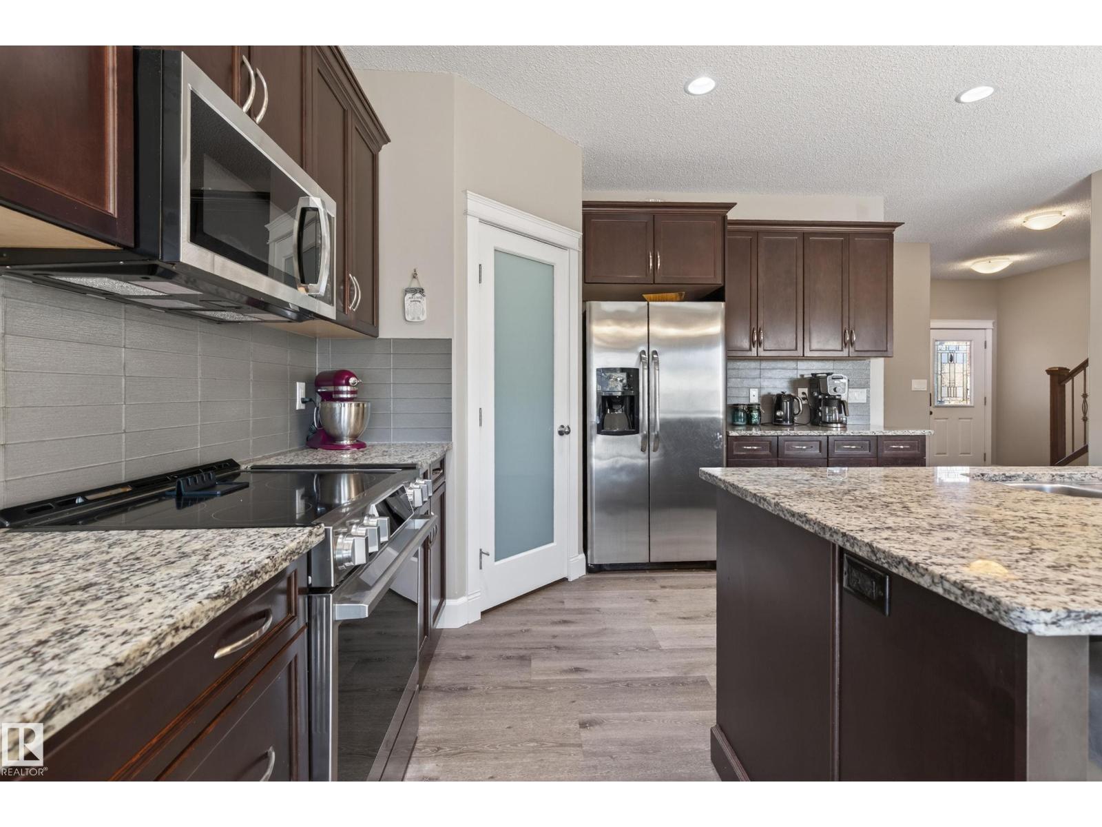 3356 HILTON CR NW - 12