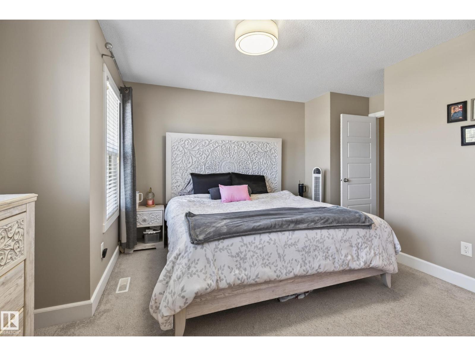 3356 HILTON CR NW - 23