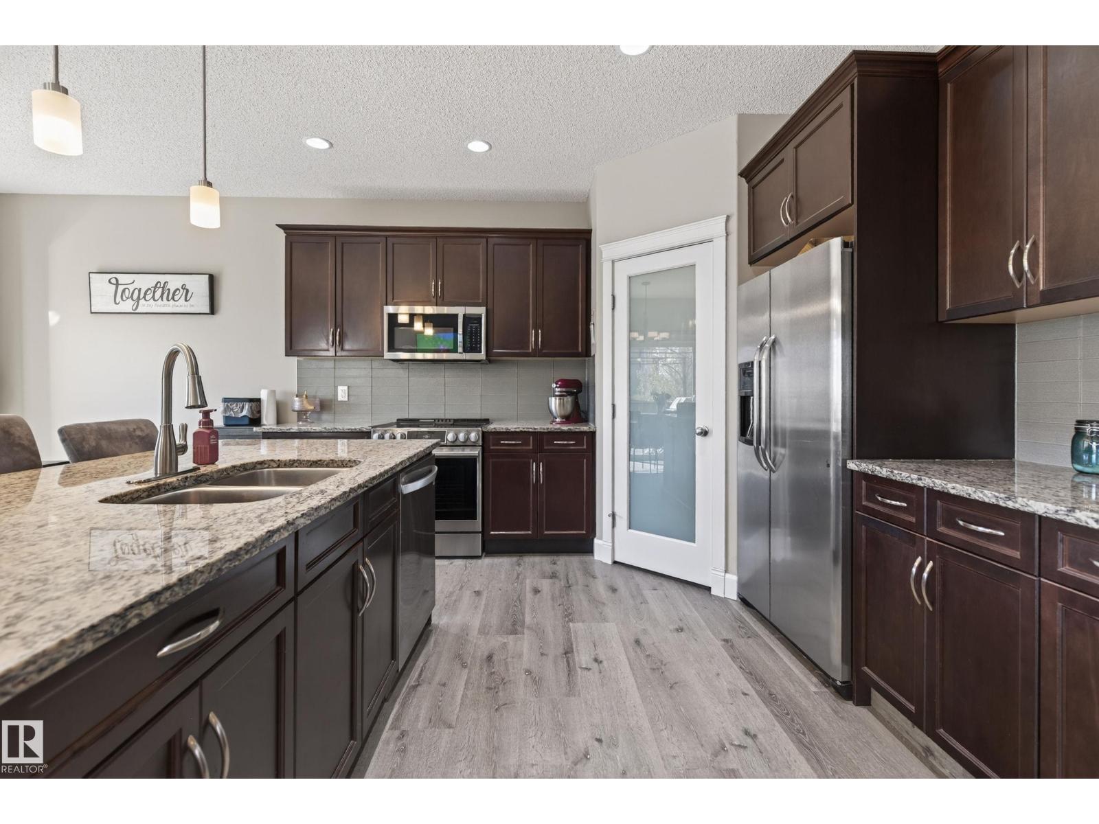 3356 HILTON CR NW - 8