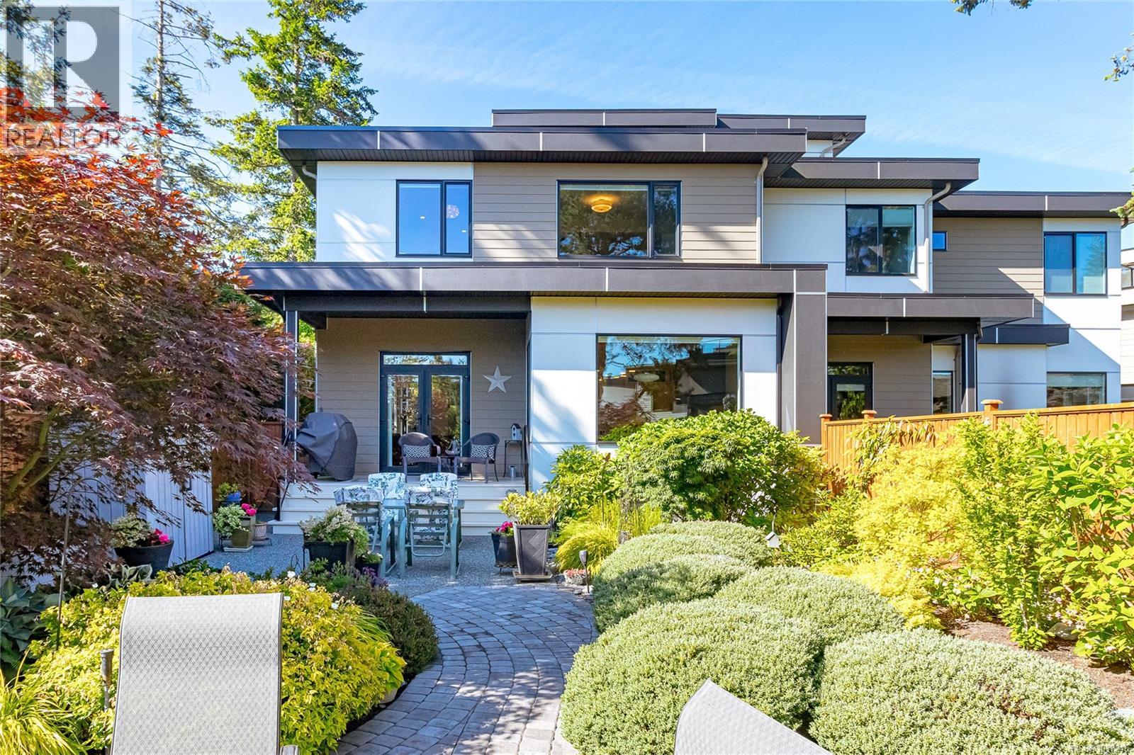 2298 Gail Place - photo 2