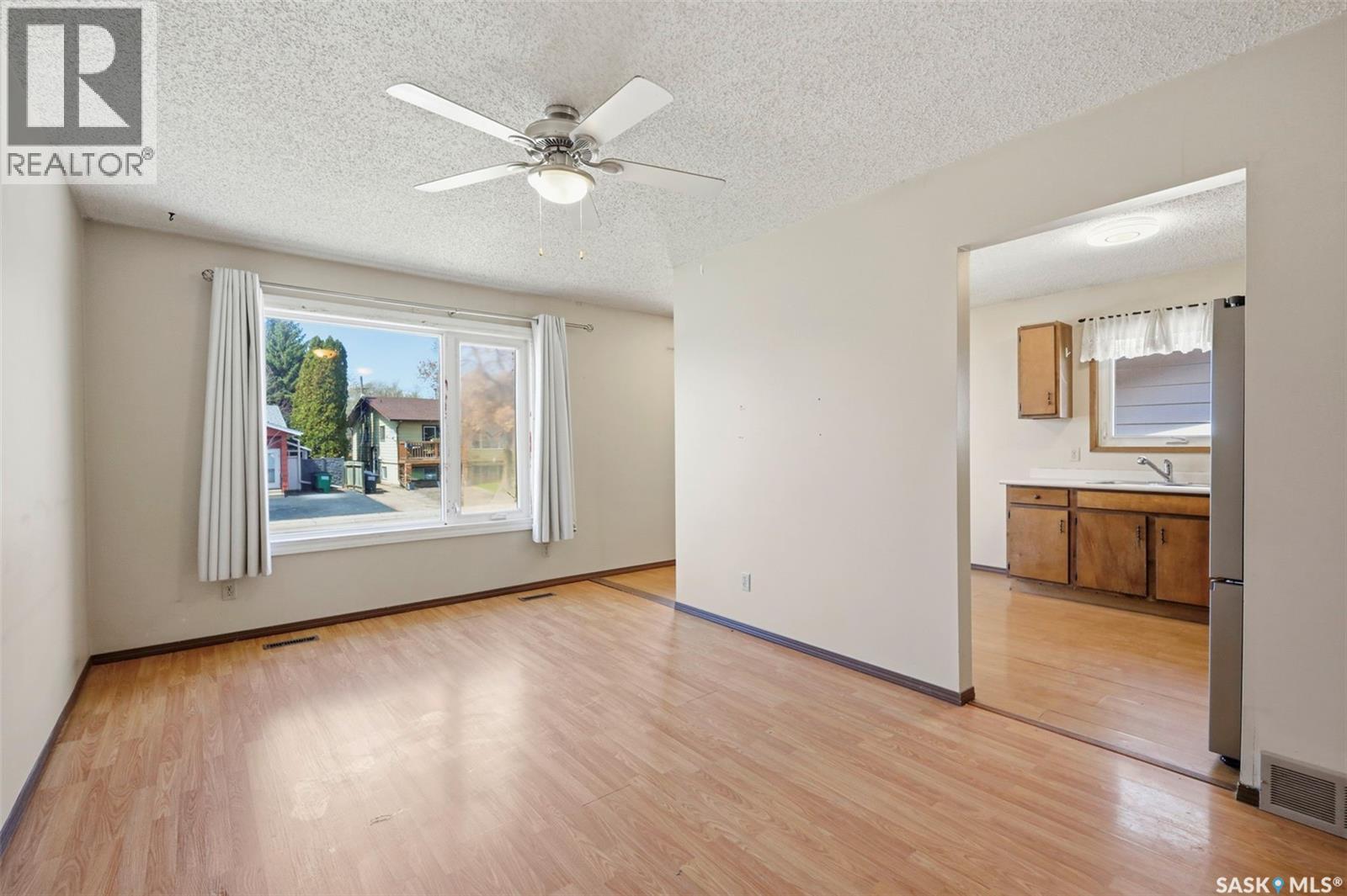 #1605-1607 Laura AVENUE - 22