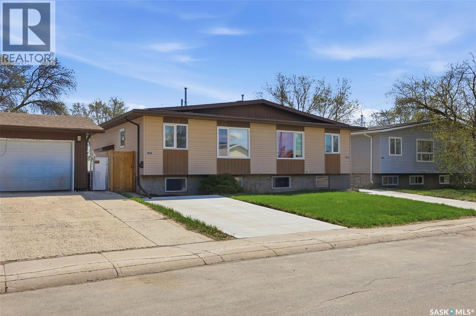 #1605-1607 Laura AVENUE - 4