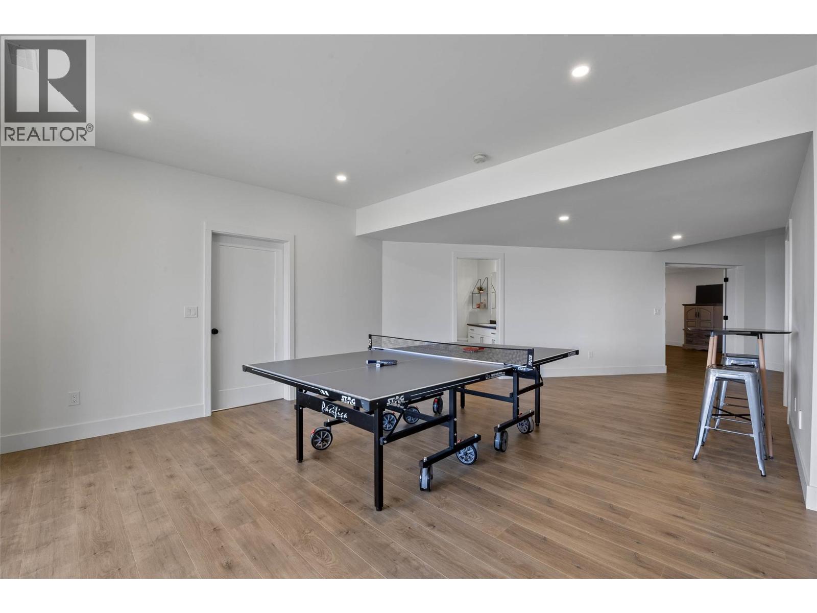 2300 Saddleback Drive - 31