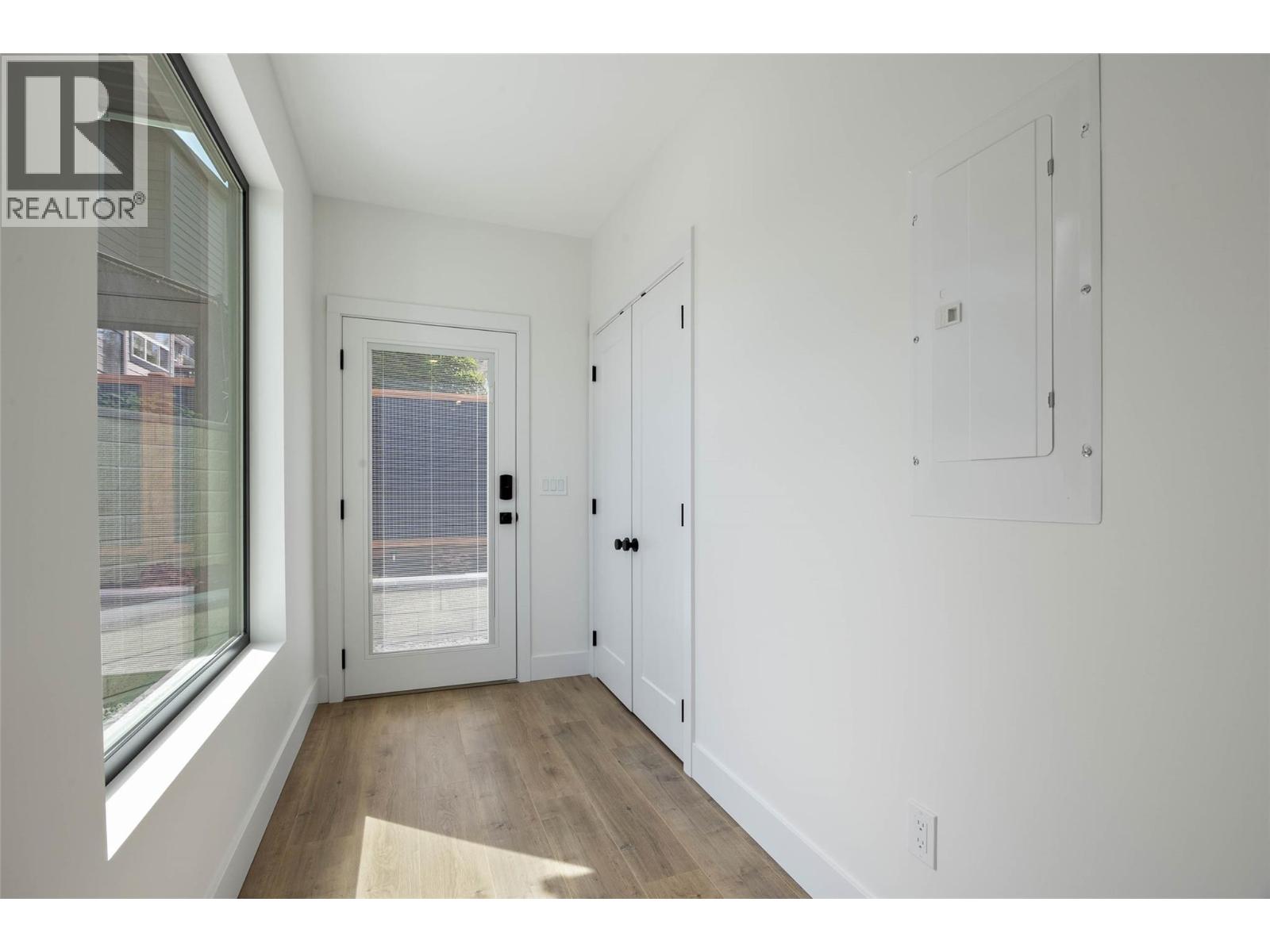 2300 Saddleback Drive - 40