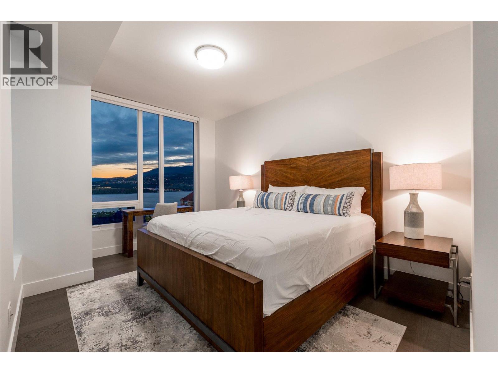 #1804 1191 Sunset Drive - 32