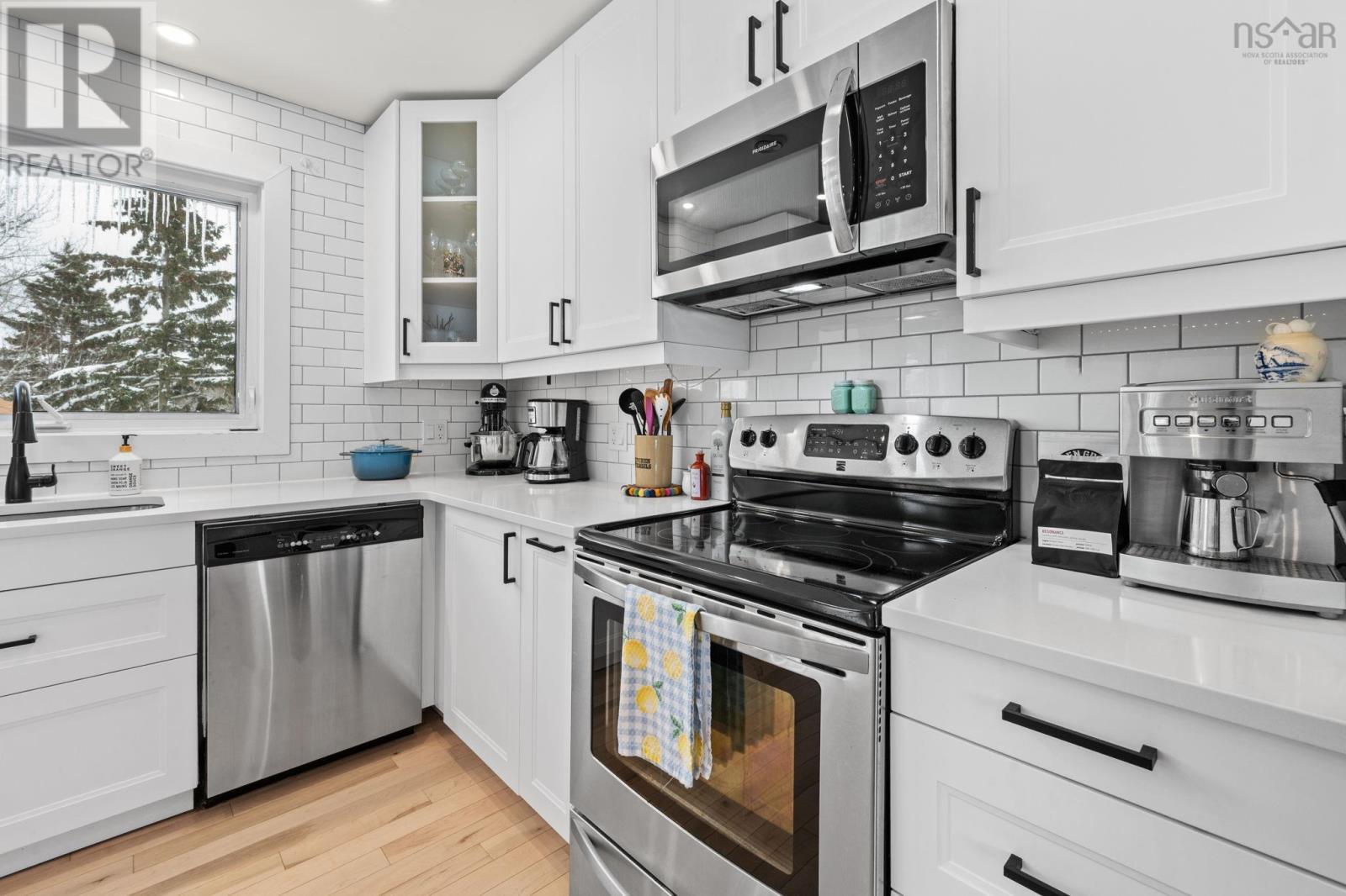 679 Basinview Drive - 13