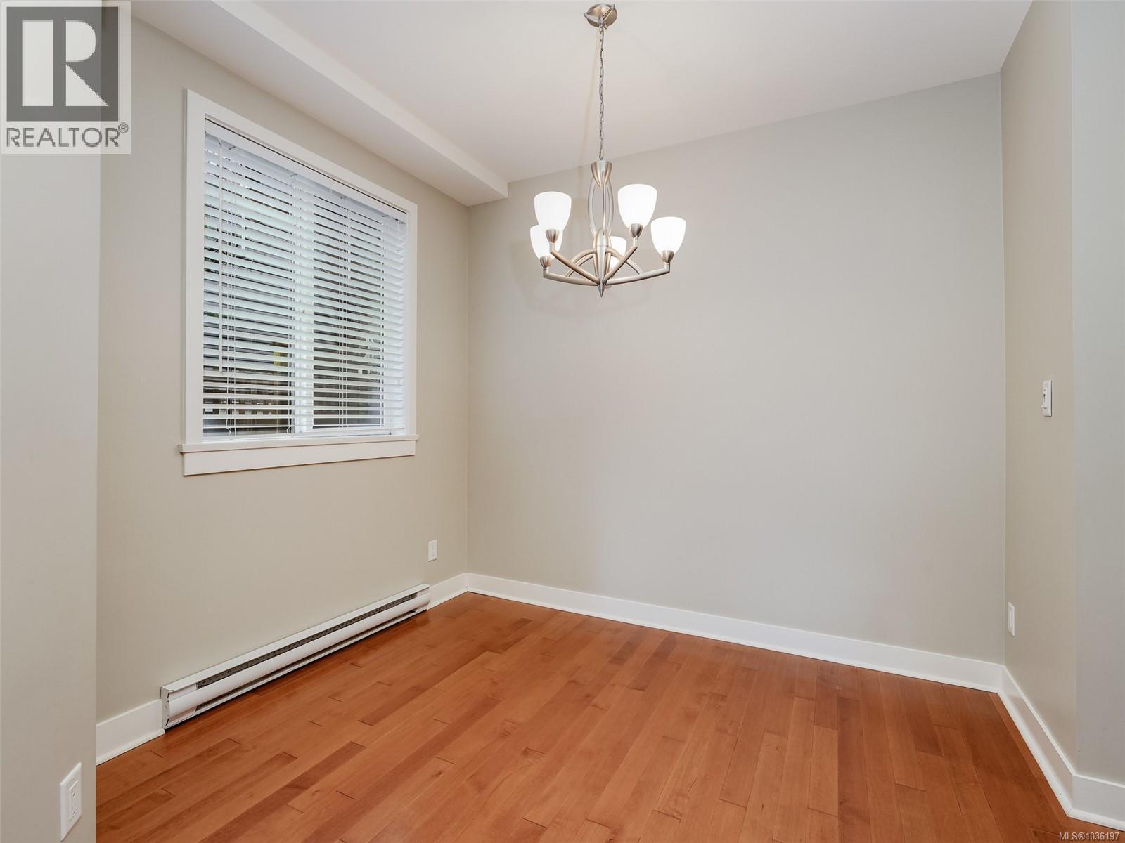 #2 1217 McKenzie St - 33