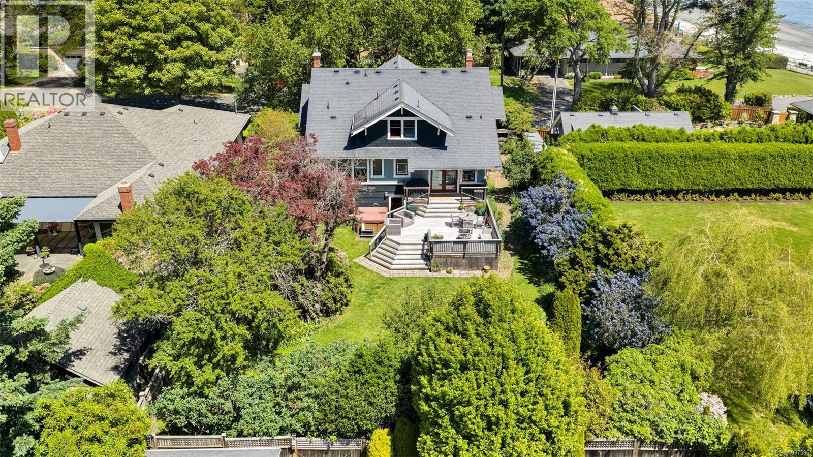 2753 Cavendish Ave - 7