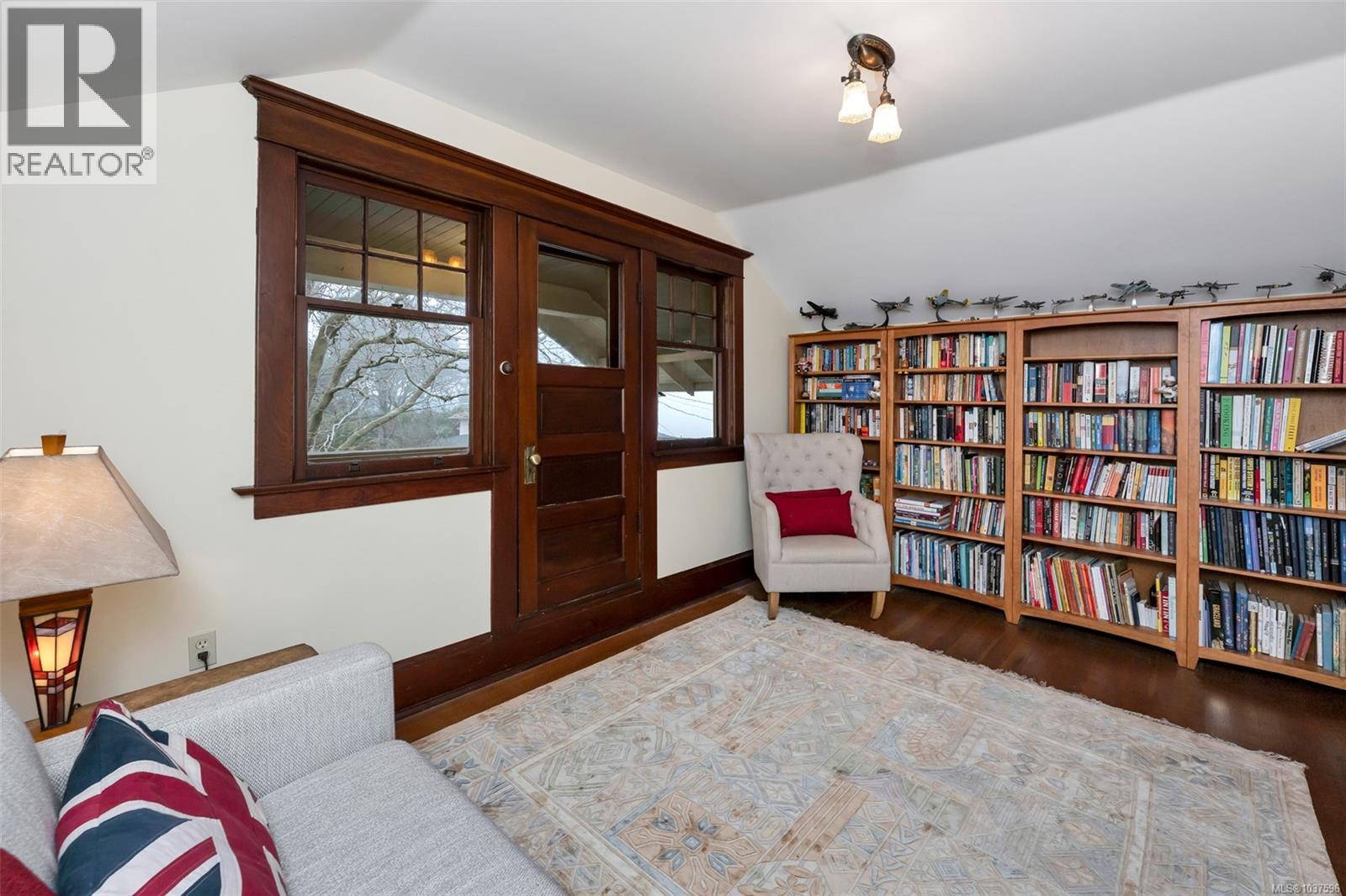 2753 Cavendish Ave - 50