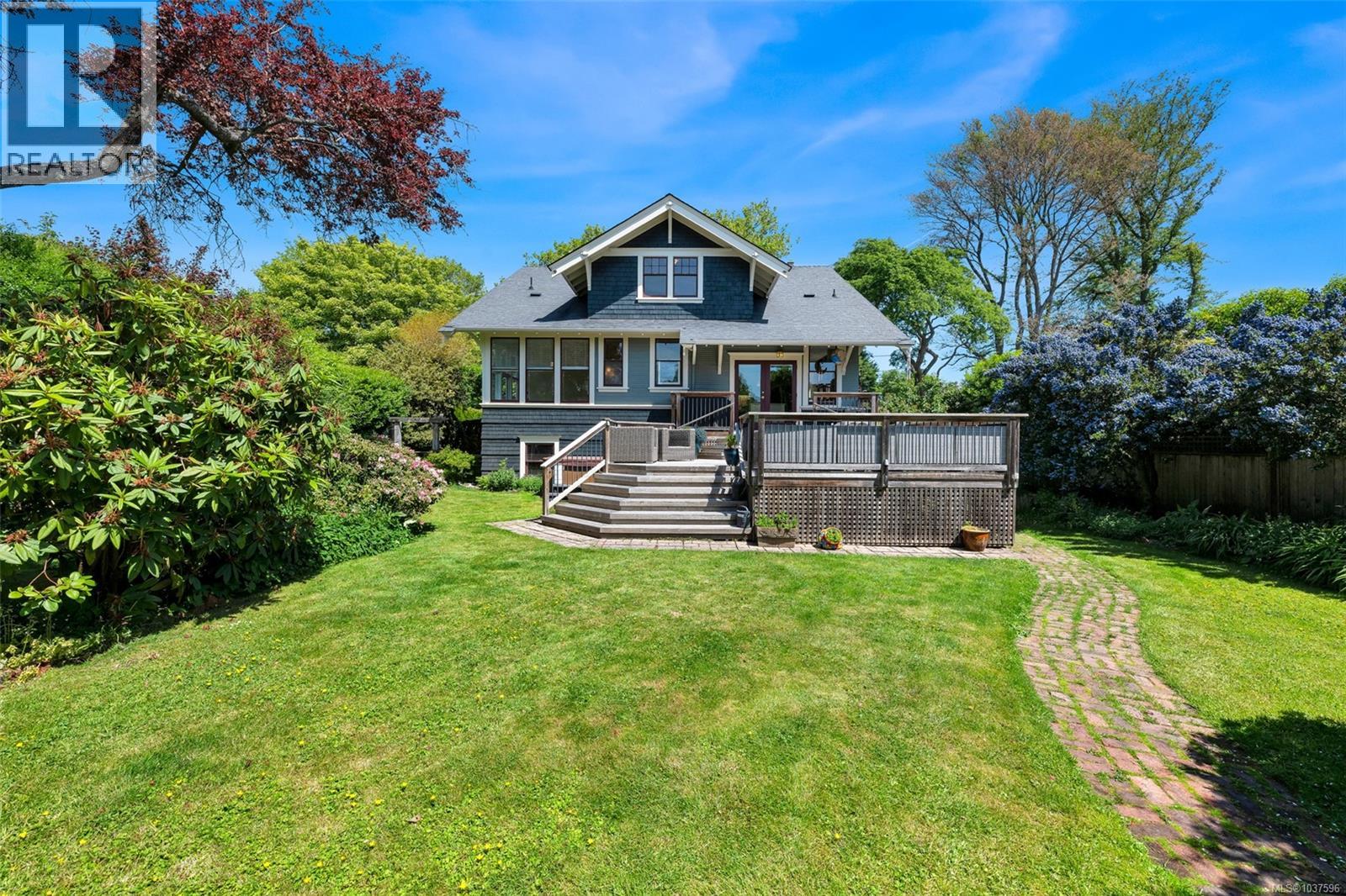 2753 Cavendish Ave - 26