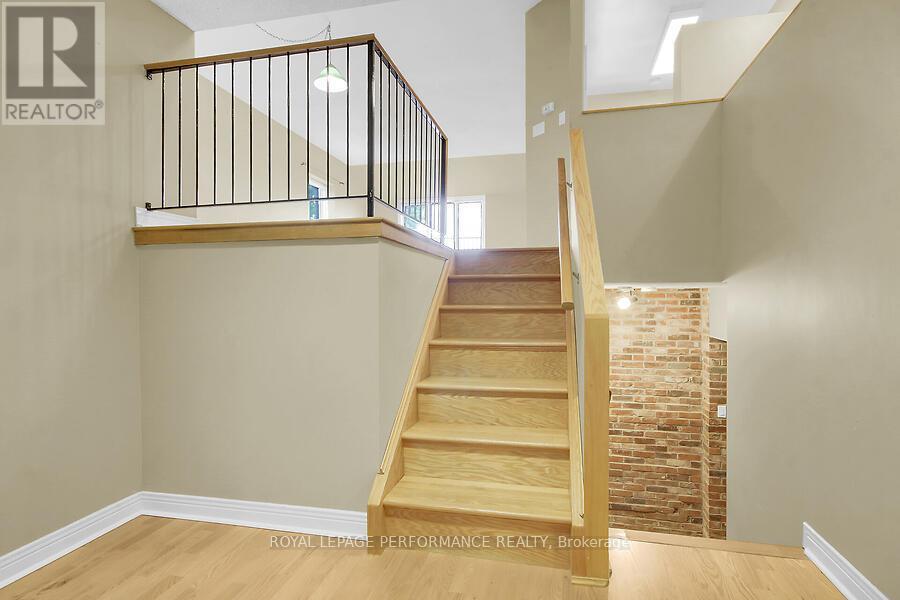 #10 135 SPRINGFIELD AVENUE - 23