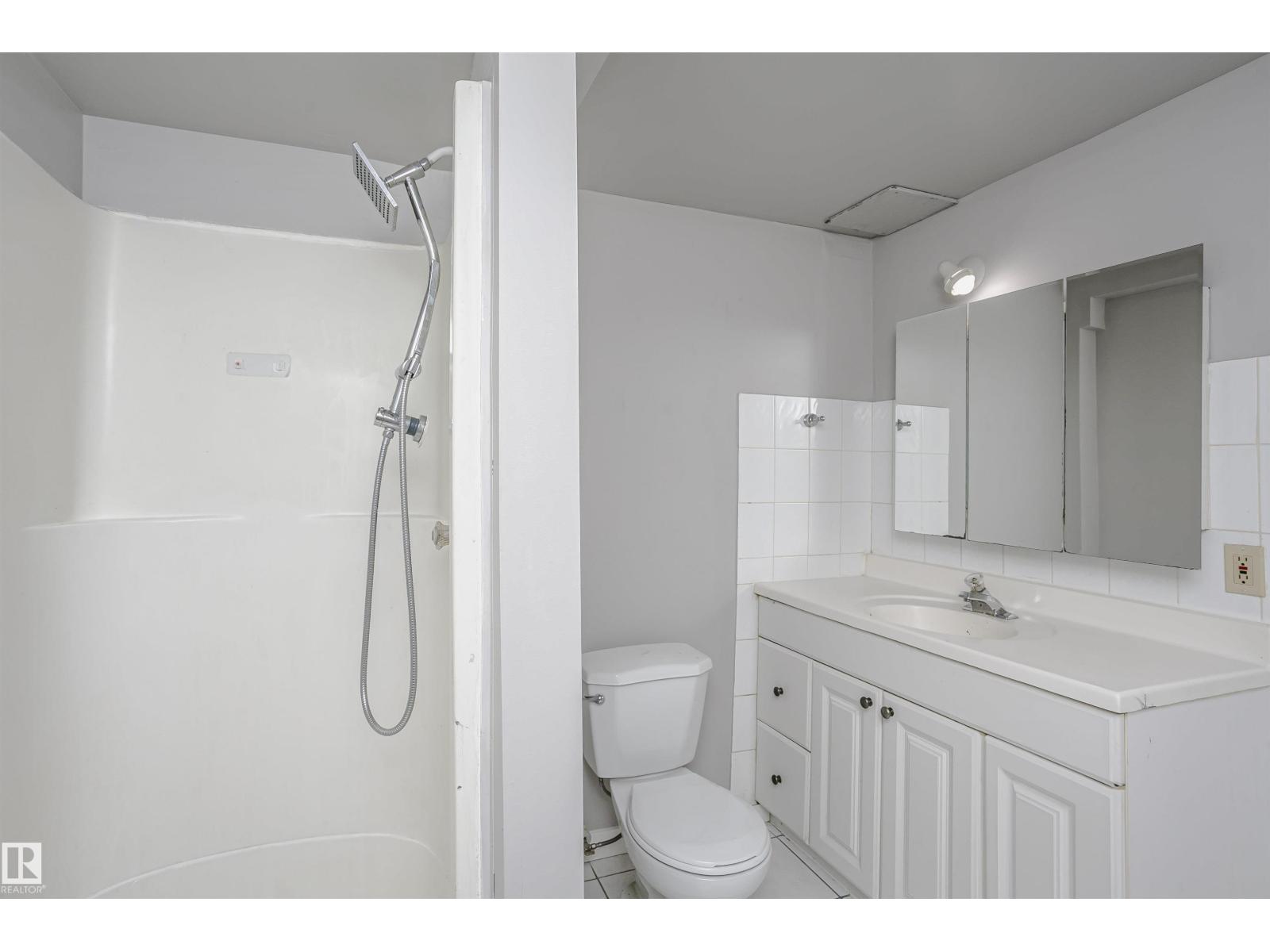 11436 161 AV NW - 37
