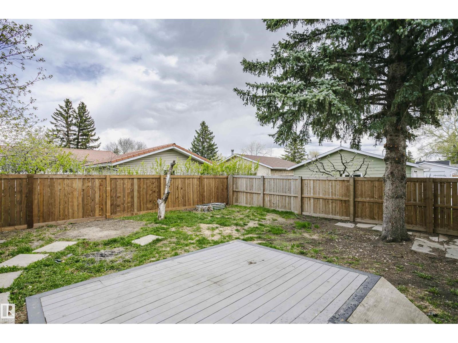 11436 161 AV NW - 42