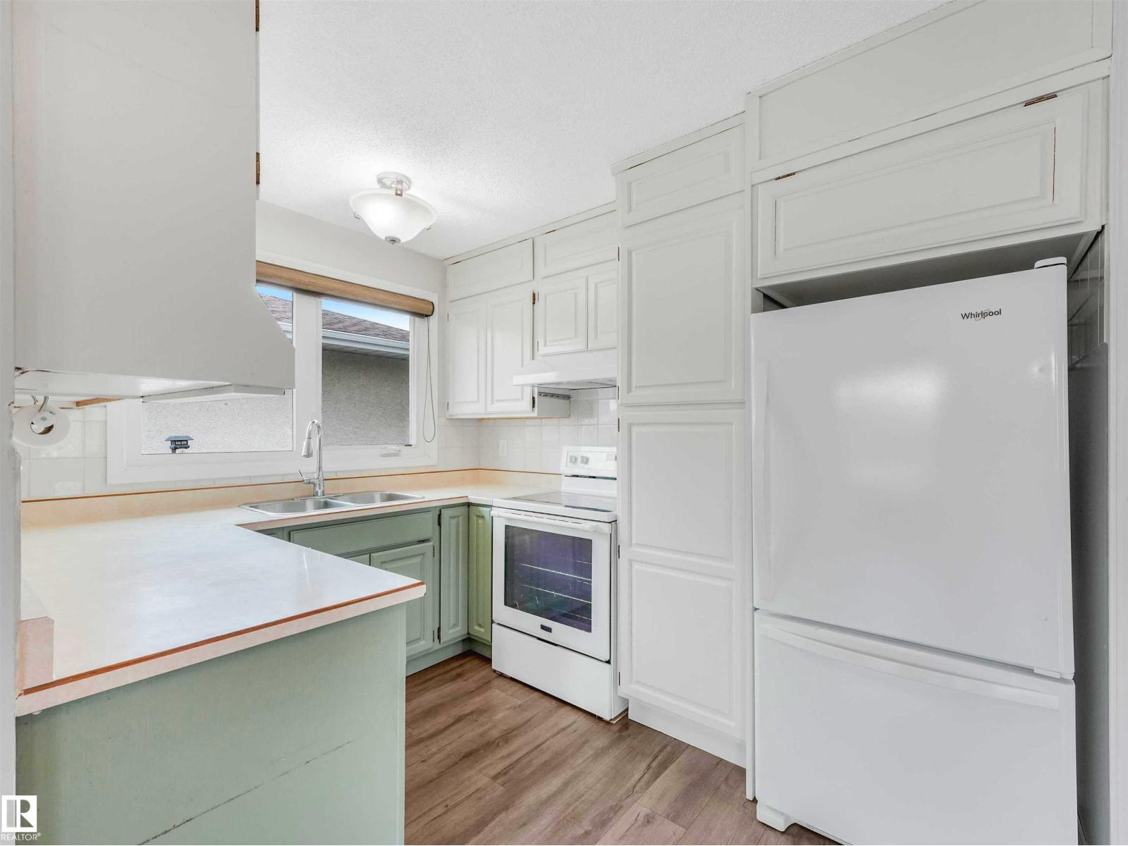 11432 144 AV NW NW - 35
