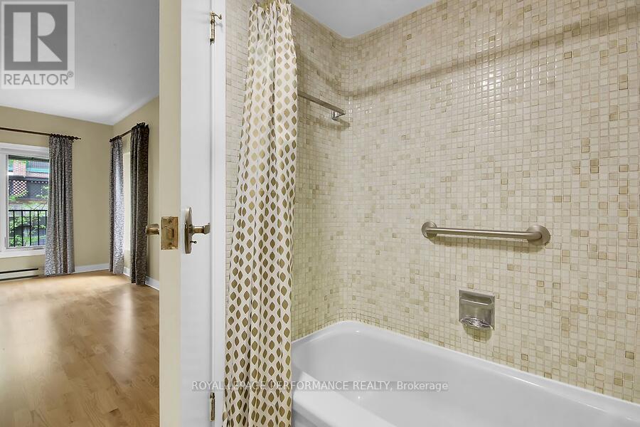 #10 135 SPRINGFIELD AVENUE - 31