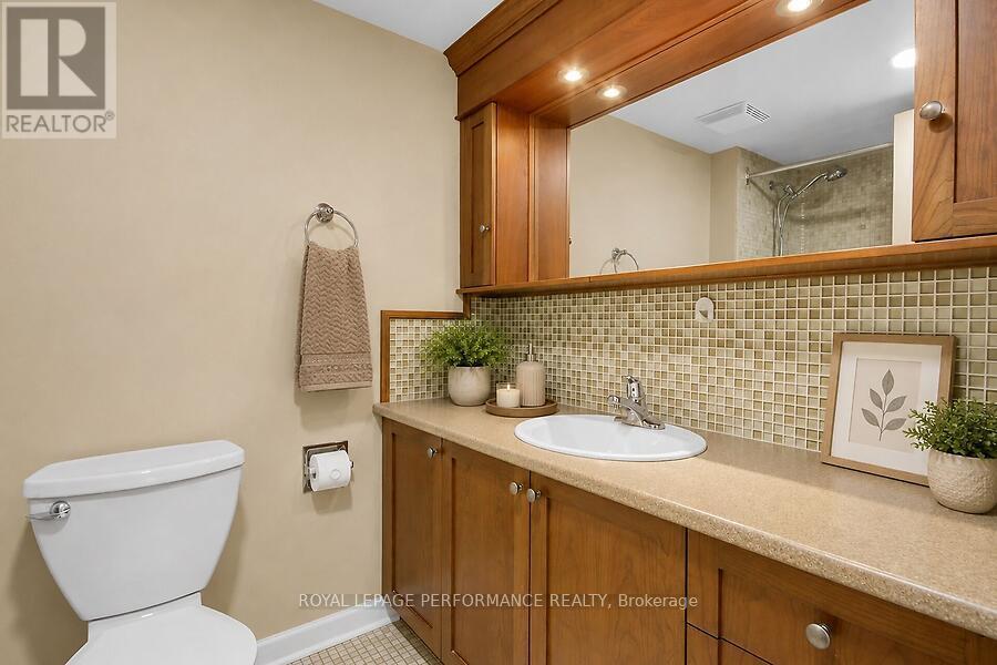 #10 135 SPRINGFIELD AVENUE - 32